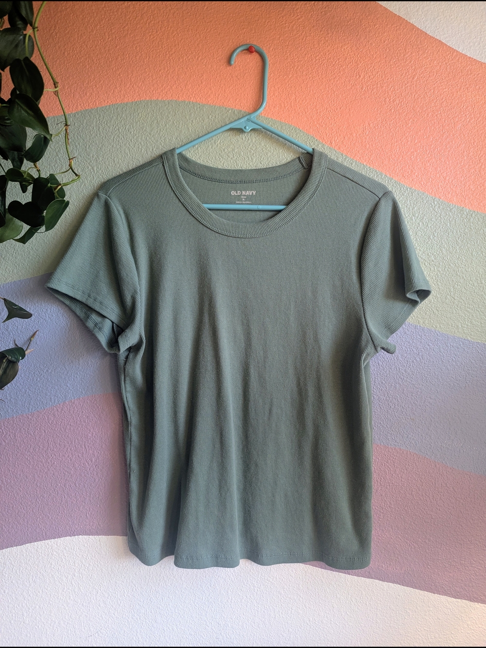 Old Navy Moss Green Snug Short Sleeve Crewneck Tee